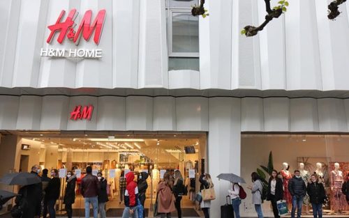 Хятадын Засгийн газар болон иргэд нь Nike, H&M компанийг бойкотоллоо